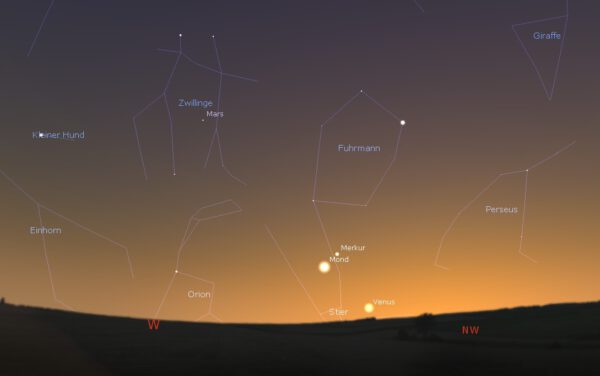 Blick nach Westnordwesten am Bonner Abendhimmel am 13. Mai 2021